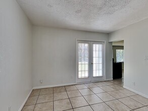 142 Lynbrook Dr in Orlando, FL - Building Photo - Building Photo