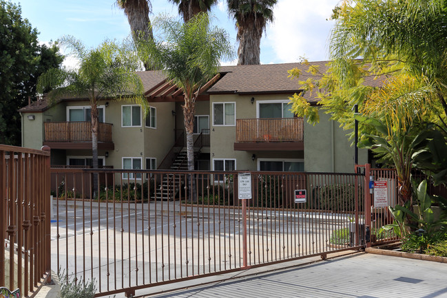 Granite Hills Apartments in El Cajon, CA - Building Photo - Building Photo