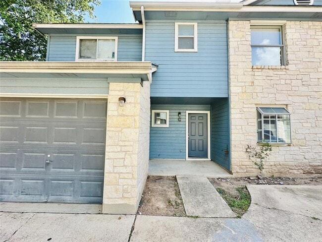 8814 Schick Rd in Austin, TX - Building Photo - Building Photo