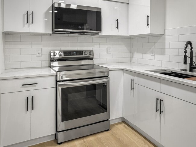 property at 1333-1156 156 St SW