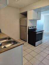 218 W Navajo Rd in Tucson, AZ - Building Photo - Building Photo