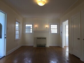 1860 10th St in Santa Monica, CA - Building Photo - Building Photo