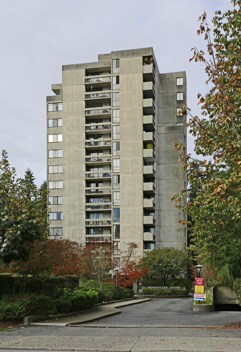 Kensington House in Burnaby, BC - Building Photo