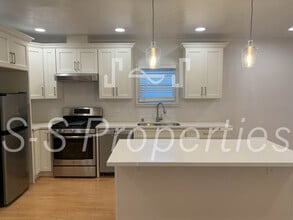 2626 20th St in Sacramento, CA - Foto de edificio - Building Photo