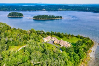 35 Old Flds Wy in Castine, ME - Building Photo - Building Photo