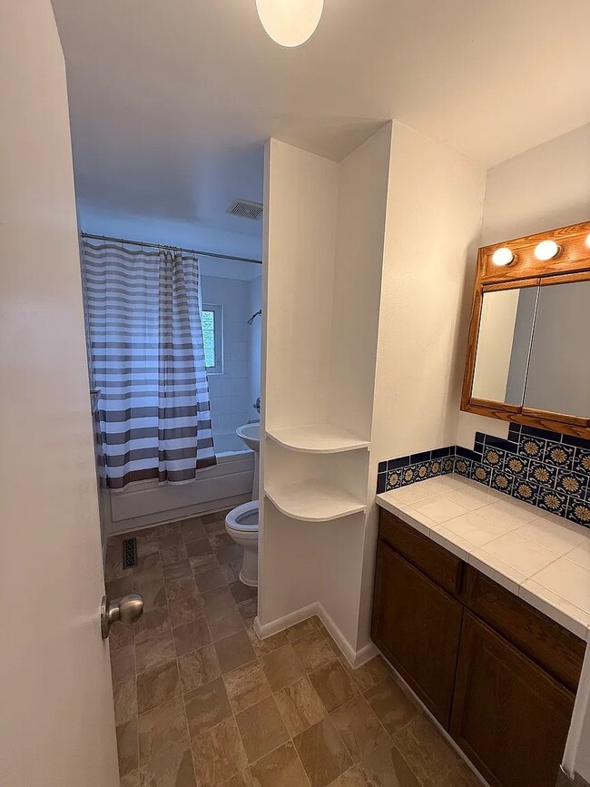 property at 1318 Palmer Dr
