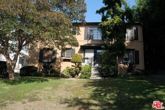 854 1/2 S Plymouth Blvd in Los Angeles, CA - Building Photo - Building Photo