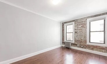 24-51-51 38th St in Queens, NY - Building Photo - Building Photo