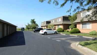 Cherryblossom Way in Reynoldsburg, OH - Building Photo - Building Photo