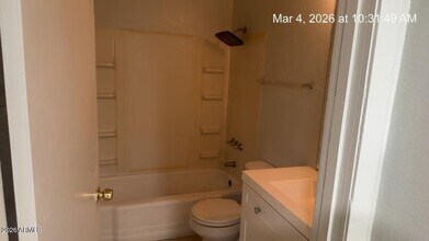 2026 W Cactus Rd in Phoenix, AZ - Building Photo - Building Photo