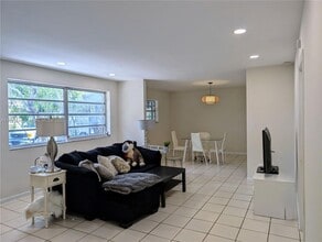 856 Benevento Ave in Coral Gables, FL - Building Photo - Building Photo