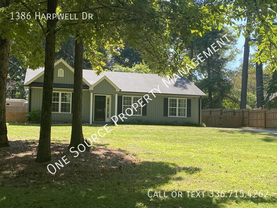 1386 Harpwell Dr NW in Winston-Salem, NC - Building Photo