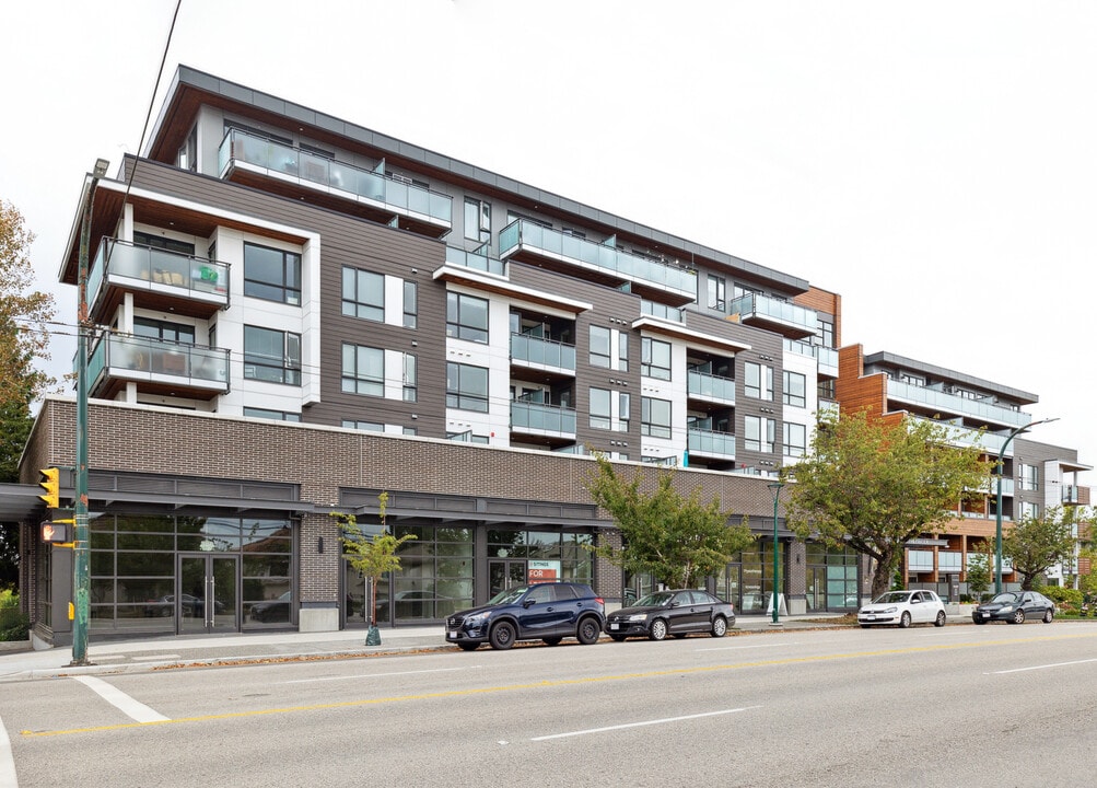 The Fraser in Vancouver, BC - Building Photo