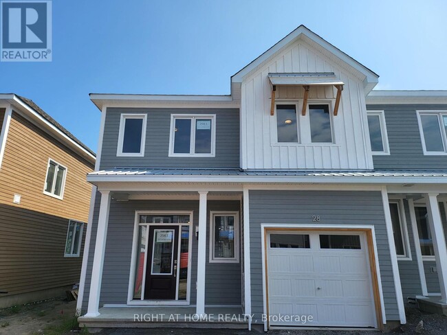 property at 28 Chasing Grv