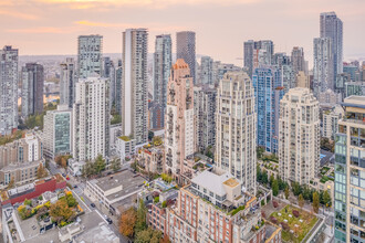 Grace Tower in Vancouver, BC - Building Photo - Building Photo