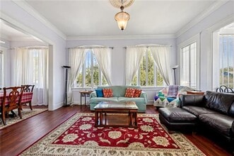 2525 Broadway St in New Orleans, LA - Building Photo - Building Photo