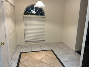 15407 Kingfield Dr in Houston, TX - Building Photo - Building Photo