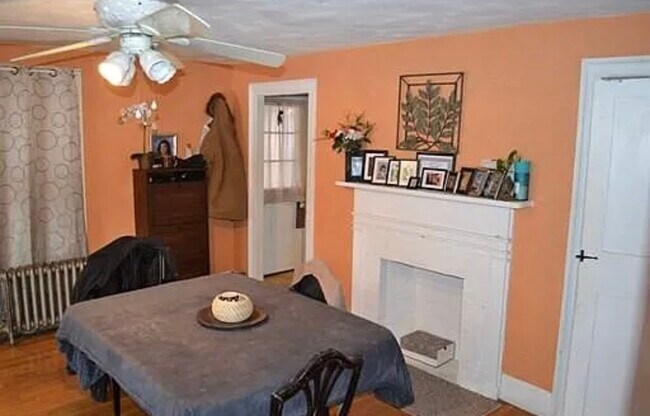 384 Walpole St in Norwood, MA - Building Photo - Building Photo