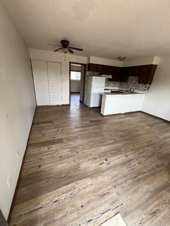 1521 N Roosevelt Dr in Evansville, IN - Building Photo