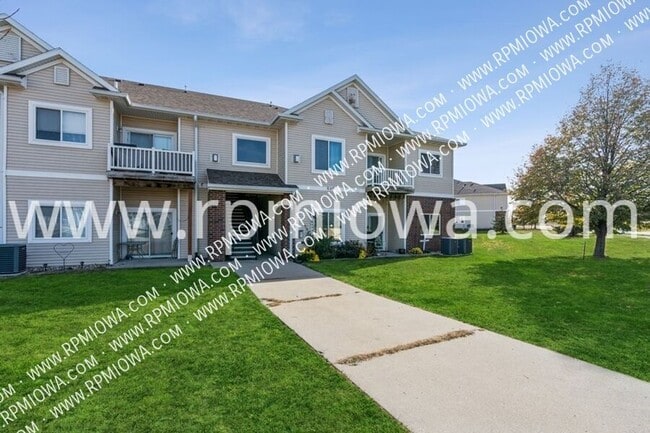 1845 SW White Birch Cir in Ankeny, IA - Building Photo - Building Photo