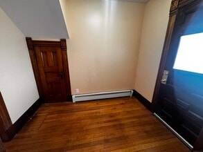 181 High St in Naugatuck, CT - Building Photo - Building Photo