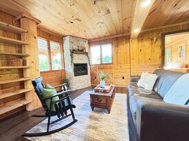 17549 Milnichol Rd in Thompsonville, MI - Building Photo