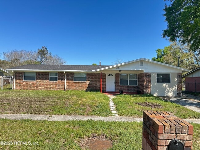 5941 Martin Luther King Dr in Jacksonville, FL - Building Photo - Building Photo