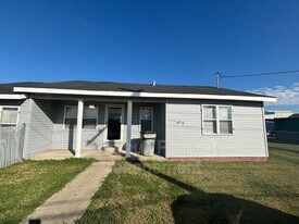 2625 Moeling St in Lake Charles, LA - Building Photo