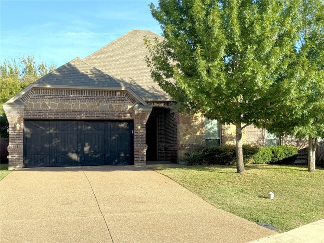 property at 418 Spyglass Dr