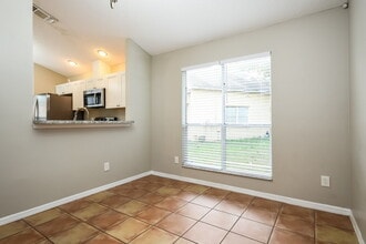 1800 Grasmere Dr in Apopka, FL - Building Photo - Building Photo