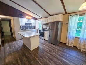 3507 Andrew Ave in Grand Island, NE - Building Photo - Building Photo