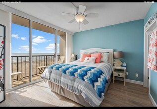 11949 Termini San Luis Pass Rd, Unit 303 in Galveston, TX - Foto de edificio - Building Photo