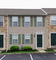 368 Cherry St in Red Lion, PA - Building Photo