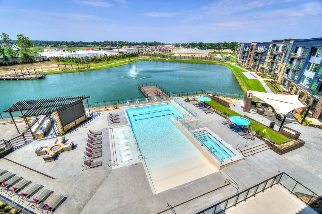 Residences at Boardwalk in Bixby, OK - Building Photo