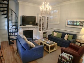 313 Meeting St-Unit -22 in Charleston, SC - Building Photo - Building Photo