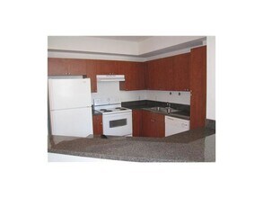 115 SW 11th St in Miami, FL - Building Photo - Building Photo