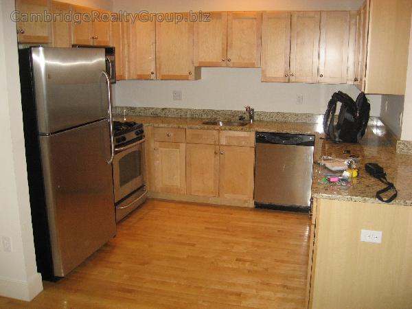 108 2nd St, Unit 12A in Cambridge, MA - Building Photo