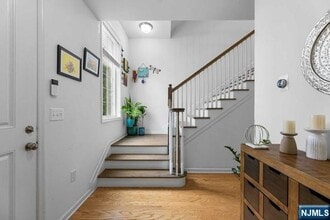 109 Roosevelt Dr in Wood Ridge, NJ - Building Photo - Building Photo