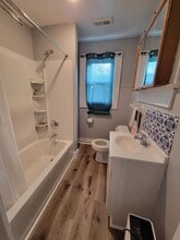 739 Pocahontas Pl, Unit B in Hampton, VA - Building Photo - Building Photo