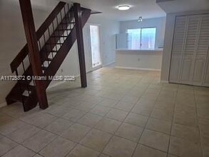 9011 NE 4th Avenue Rd in Miami Shores, FL - Building Photo - Building Photo