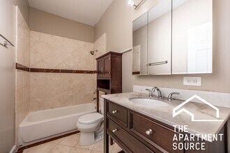 2852 N Kedzie Ave in Chicago, IL - Building Photo - Building Photo