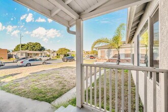 302 Douglas Ave in Oxnard, CA - Building Photo - Building Photo