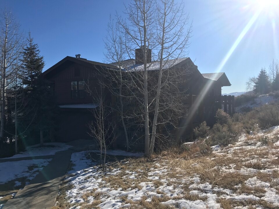 8430 Gambel Dr, Unit Q3 in Park City, UT - Building Photo