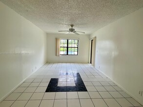 2339 Linton Ridge Cir in Delray Beach, FL - Building Photo - Building Photo