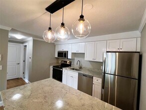 1371 Mendon Rd in Woonsocket, RI - Building Photo - Building Photo