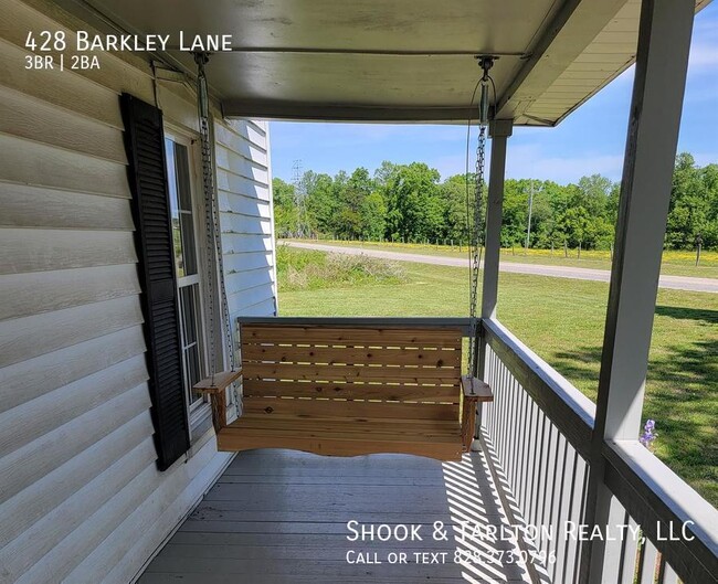 428 Barkley Ln in Taylorsville, NC - Building Photo - Building Photo