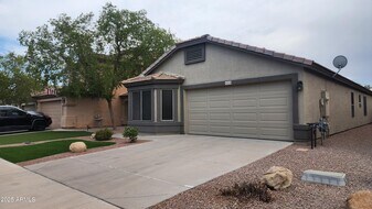 42539 W Hillman Dr in Maricopa, AZ - Building Photo