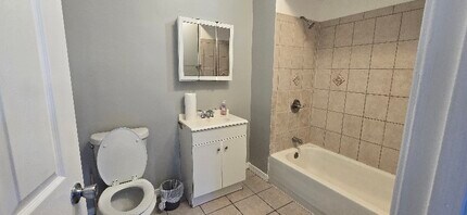 10826 S Buffalo Ave in Chicago, IL - Building Photo - Building Photo