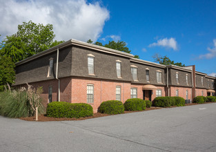 Pines at PeachTree in Columbus, GA - Building Photo - Building Photo