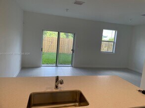 29081 SW 162nd Ct in Miami, FL - Building Photo - Building Photo